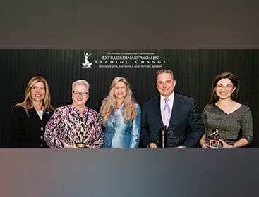 extrodinary women featured
